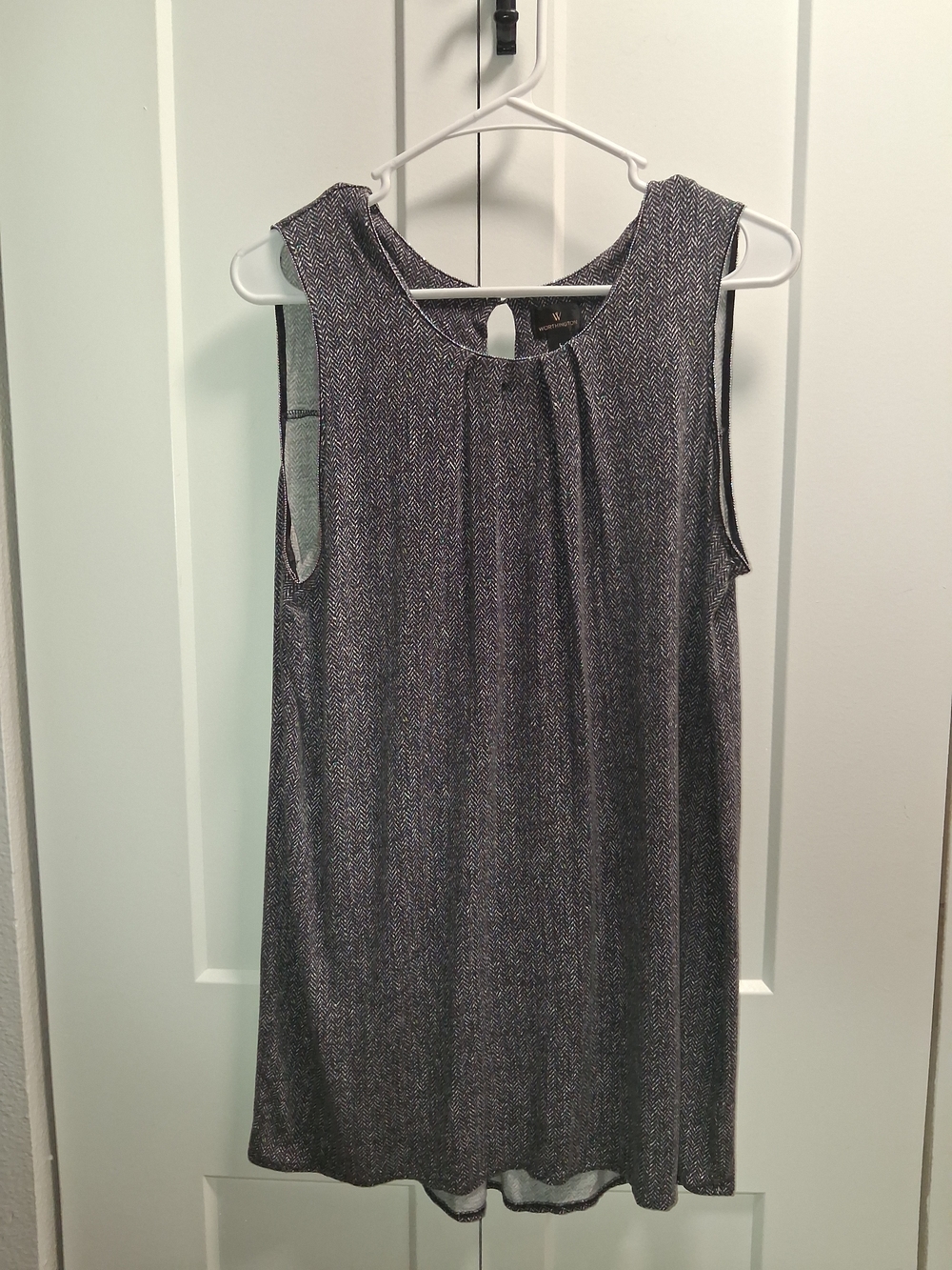 Worthington Shimmery Black Sleeveless Tank